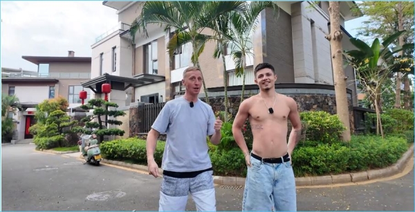 Красотам Хайнаня только мешают проблемы участников Дома 2 Красотам Хайнаня только мешают проблемы участников Дома 2