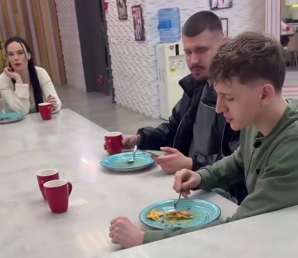 Свадьбу Клавдии Ермакович и Владимира Балана пытаются сорвать недоброжелатели Свадьбу Клавдии Ермакович и Владимира Балана пытаются сорвать недоброжелатели