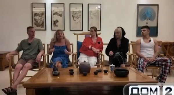 Ночные крики Элины Рахимовой мешают Веронике Гракович выспаться Ночные крики Элины Рахимовой мешают Веронике Гракович выспаться