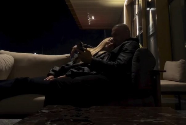 Анна Самонина счастлива с новым парнем Анна Самонина счастлива с новым парнем