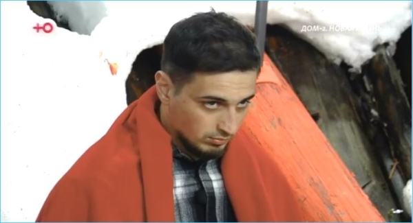 Скандалы между Кариной Тетуевой и Русланом Аслановым вызваны не только бытовыми трудностями Скандалы между Кариной Тетуевой и Русланом Аслановым вызваны не только бытовыми трудностями