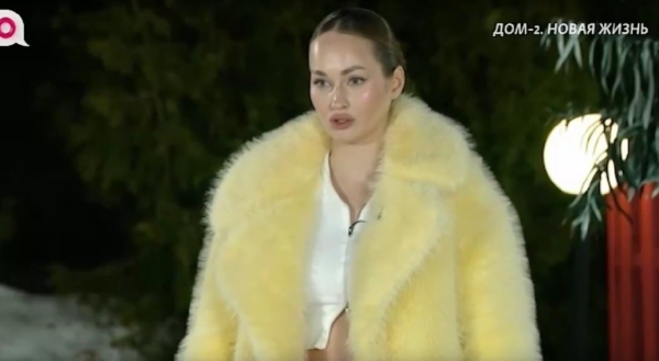 Антон Беккужев удивлен тому, как быстро участники Дома 2 "полюбили" Элину Рахимову Антон Беккужев удивлен тому, как быстро участники Дома 2 "полюбили" Элину Рахимову