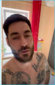 Выяснилось, как Тигран Салибеков отреагировал на получение паспорта старшим сыном Роланом Выяснилось, как Тигран Салибеков отреагировал на получение паспорта старшим сыном Роланом