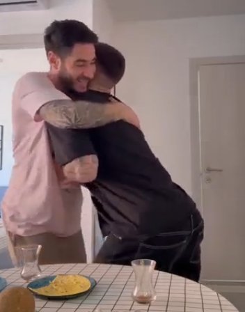 Зрители Дома 2 догадались, почему Салибеков приезжает по вторникам к Игорю Григорьеву Зрители Дома 2 догадались, почему Салибеков приезжает по вторникам к Игорю Григорьеву