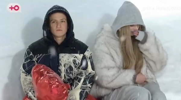 Элина Рахимова обещает Алексею Карпову помогать с ребёнком на Доме 2 Элина Рахимова обещает Алексею Карпову помогать с ребёнком на Доме 2