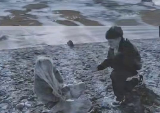 Элина Рахимова забросила в море камень с "предложением" Никиты Гуранды Элина Рахимова забросила в море камень с "предложением" Никиты Гуранды