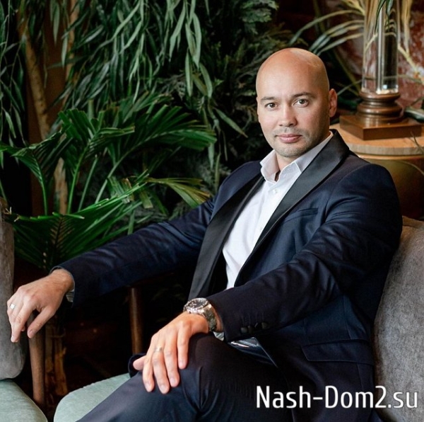 У Андрея Черкасова проблемы с фанатами Элины Рахимовой У Андрея Черкасова проблемы с фанатами Элины Рахимовой