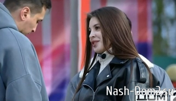 «Стеснительный» Руслан Асланов обидел новую участницу Дома-2 «Стеснительный» Руслан Асланов обидел новую участницу Дома-2