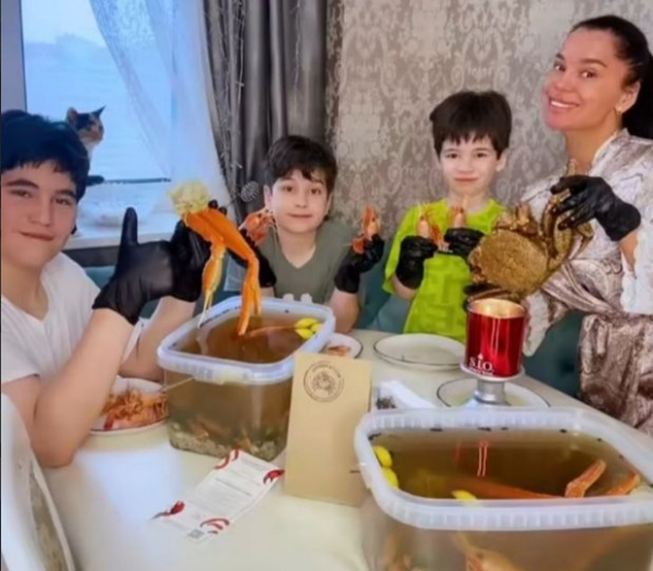 Юлия Колисниченко в день рождения получила предложение выйти замуж Юлия Колисниченко в день рождения получила предложение выйти замуж