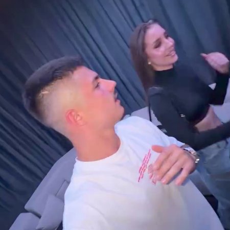 Зрители Дома 2 заметили флирт Гуранды и Квашниковой на встрече бывших участников проекта Зрители Дома 2 заметили флирт Гуранды и Квашниковой на встрече бывших участников проекта