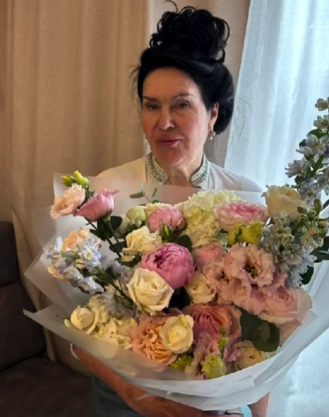 Ирина Пинчук опровергла слухи о романе с Михаилом Галустяном Ирина Пинчук опровергла слухи о романе с Михаилом Галустяном