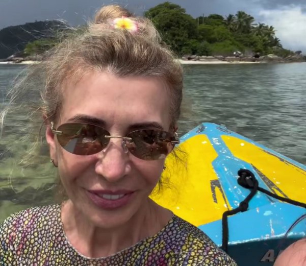 Ирина Агибалова провела Лобное на Острове любви Дома 2 Ирина Агибалова провела Лобное на Острове любви Дома 2