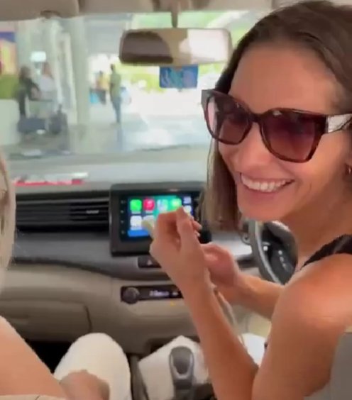 Муж Ирины Агибаловой отказался лететь с ней на Сейшелы Муж Ирины Агибаловой отказался лететь с ней на Сейшелы