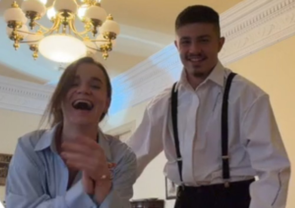 Яна Тырлышкина снимает мини-сериал с Никитой Гурандой. Титаник? Яна Тырлышкина снимает мини-сериал с Никитой Гурандой. Титаник?