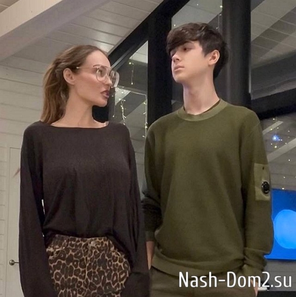 Водонаева готова стать ведущей «дохлой лошади» за 30 млн в месяц Водонаева готова стать ведущей «дохлой лошади» за 30 млн в месяц