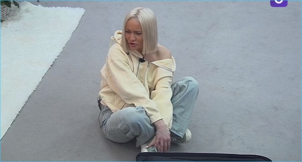 Случайно ли встретились Никита Гуранда и Элина Рахимова за периметром, спорят в сети Случайно ли встретились Никита Гуранда и Элина Рахимова за периметром, спорят в сети