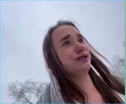 Сериал Яны Тырлышкиной может сорваться из-за поведения таксиста, высадившего её из машины Сериал Яны Тырлышкиной может сорваться из-за поведения таксиста, высадившего её из машины