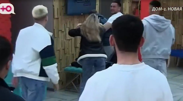 Артём Гавришов поделился впечатлениями от эфира с его схваткой с Альбертом Граковичем Артём Гавришов поделился впечатлениями от эфира с его схваткой с Альбертом Граковичем