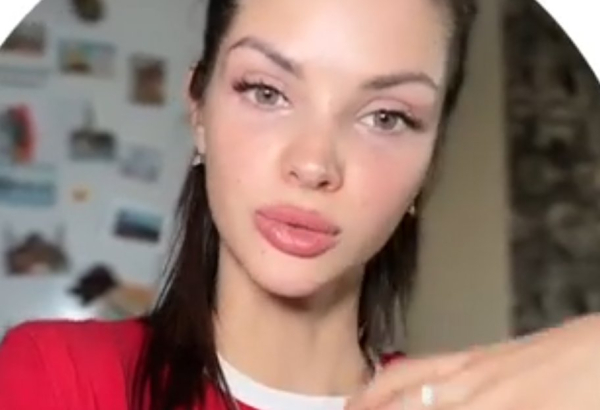 Анна Самонина собирается на отдых с ребёнком в Турцию Анна Самонина собирается на отдых с ребёнком в Турцию