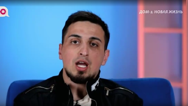 Руслан Асланов опроверг слухи об уходе с проекта Дом 2 Руслан Асланов опроверг слухи об уходе с проекта Дом 2