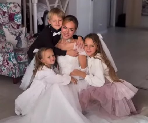 Мария Круглыхина беременна четвертым ребёнком Мария Круглыхина беременна четвертым ребёнком