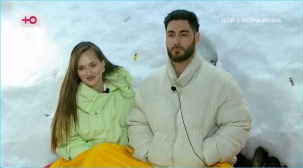 В сети высмеяли попытку Тиграна Салибекова повторить танец Степана Карпова с его женой В сети высмеяли попытку Тиграна Салибекова повторить танец Степана Карпова с его женой