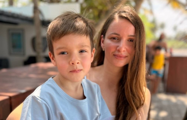 "Он адекватный". Виктория Морозова сообщила, что парень не ревнует её к Андрею Чуеву "Он адекватный". Виктория Морозова сообщила, что парень не ревнует её к Андрею Чуеву