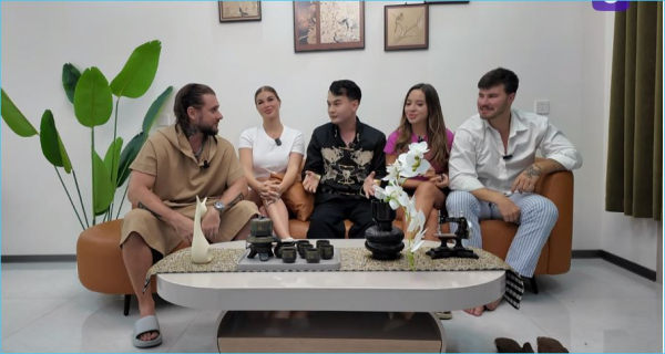 Анастасия Ромашова нашла ключ к взаимопониманию с мужем Евгением Ромашовым, завидует Андрей Черкасов Анастасия Ромашова нашла ключ к взаимопониманию с мужем Евгением Ромашовым, завидует Андрей Черкасов