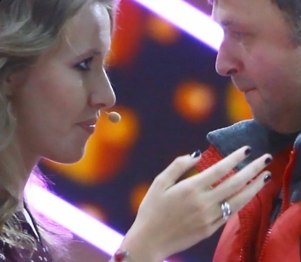Продюсер Дома 2 Александр Расторгуев отмечает 28 лет на телевидении Продюсер Дома 2 Александр Расторгуев отмечает 28 лет на телевидении