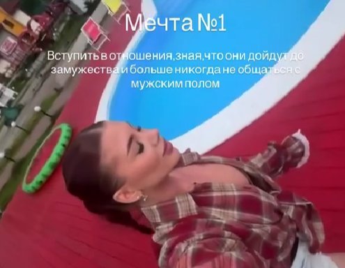 Галина Маковская объяснила, почему расцарапала лицо Романа Кузина Галина Маковская объяснила, почему расцарапала лицо Романа Кузина