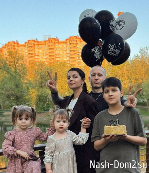Алиана Устиненко: Роберту 12 лет! Алиана Устиненко: Роберту 12 лет!