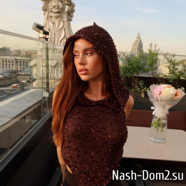 Екатерина Горина устроила вечеринку в день рождения брата Екатерина Горина устроила вечеринку в день рождения брата