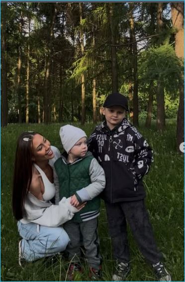 Алена Рапунцель поздравляет с Днем защиты детей Алена Рапунцель поздравляет с Днем защиты детей