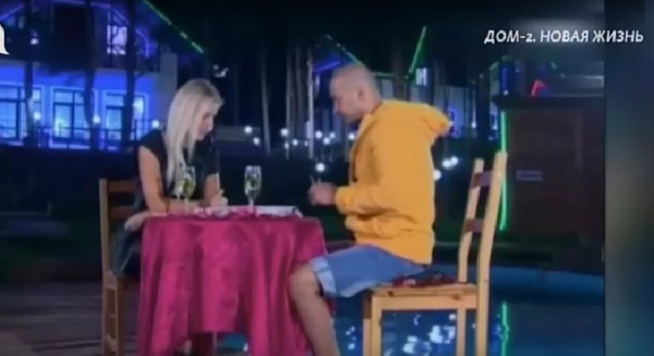 Стало известно, как Элина Рахимова выиграла конкурс по "озвучке" Стало известно, как Элина Рахимова выиграла конкурс по "озвучке"