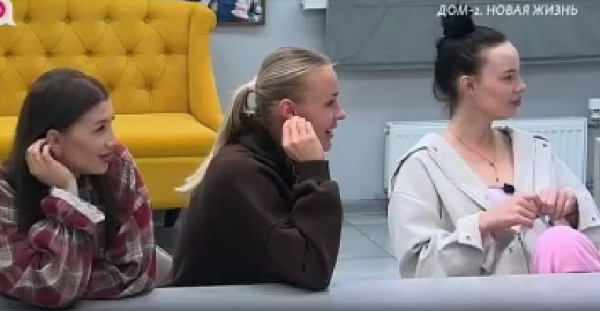 Стало известно, как Элина Рахимова выиграла конкурс по "озвучке" Стало известно, как Элина Рахимова выиграла конкурс по "озвучке"