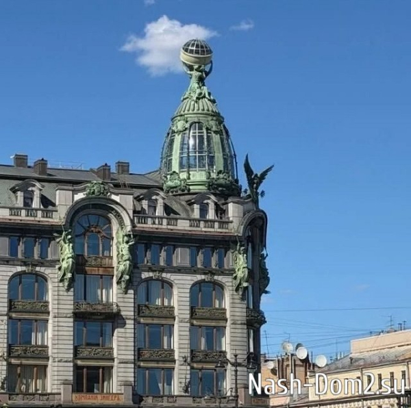 Кристина Лясковец вывезла свой «детский сад» в Питер Кристина Лясковец вывезла свой «детский сад» в Питер