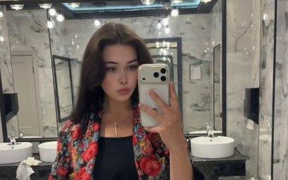 Иван Китаев пригласил на свидание Дашу Виноградову Иван Китаев пригласил на свидание Дашу Виноградову