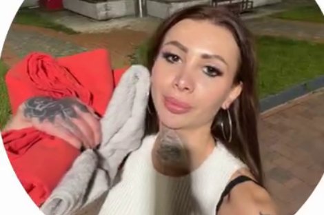 Клавдия Безверхова снова собрала молодежную команду на Доме 2 Клавдия Безверхова снова собрала молодежную команду на Доме 2