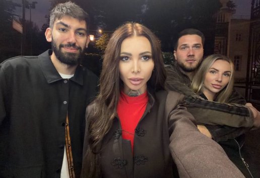Лежал на "ретрите" и не звонил - Руслан Асланов крайне обижен на Вову Балана Лежал на "ретрите" и не звонил - Руслан Асланов крайне обижен на Вову Балана