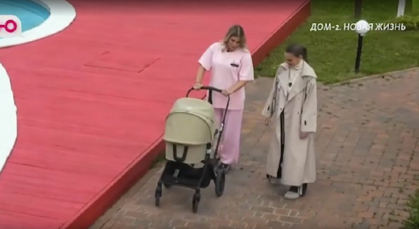 Яна Фиткевич проговорилась, что Ромашовы будут растить дочку на Доме 2 Яна Фиткевич проговорилась, что Ромашовы будут растить дочку на Доме 2