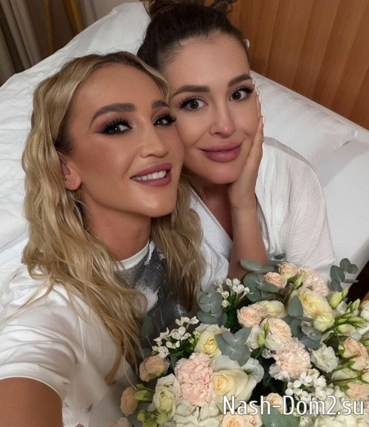 Анна Бузова впервые стала мамой Анна Бузова впервые стала мамой