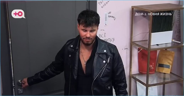 Выяснилось, что Сергей Хорошев после китайской командировки не вернется на поляну Дома 2 Выяснилось, что Сергей Хорошев после китайской командировки не вернется на поляну Дома 2