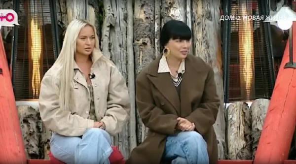 Карина Клочкова влюблена в Хорошева, по мнению Элины Рахимовой Карина Клочкова влюблена в Хорошева, по мнению Элины Рахимовой