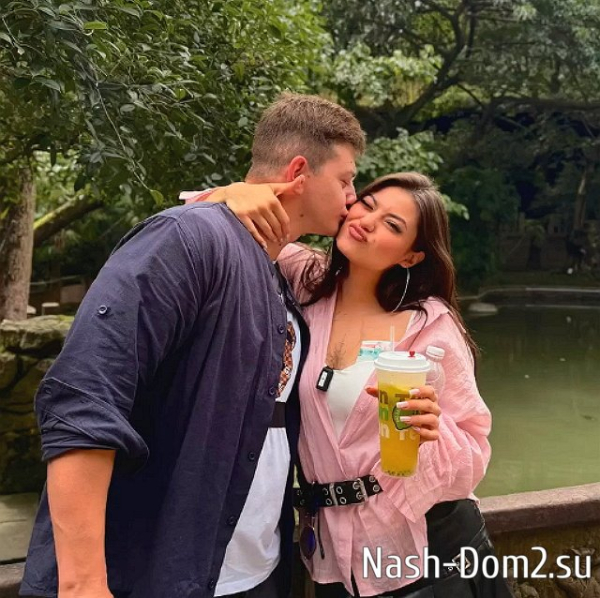 Карина Клочкова перестала понимать Евгения Петухова Карина Клочкова перестала понимать Евгения Петухова