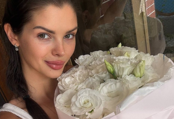 Анна Самонина утверждает, что Максим Евстропов перестал ей финансово помогать Анна Самонина утверждает, что Максим Евстропов перестал ей финансово помогать