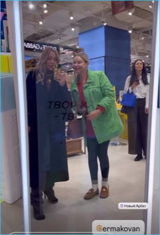 Последние новости дом 2 на сегодня 14.10 – состоялась встреча Надежды Ермаковой с Денисом Артюшенко Последние новости дом 2 на сегодня 14.10 – состоялась встреча Надежды Ермаковой с Денисом Артюшенко