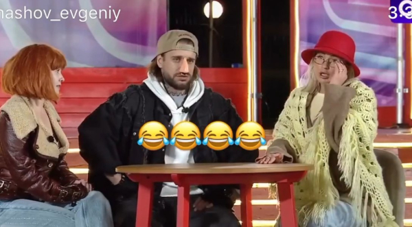 Надежда Ермакова напрасно доверилась Денису Артюшенко, считают зрители Дома 2 Надежда Ермакова напрасно доверилась Денису Артюшенко, считают зрители Дома 2